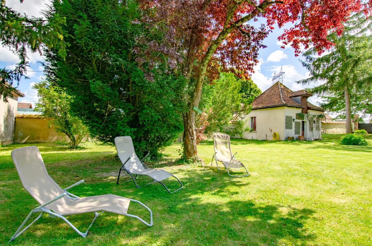 La Maison T&M Dosches Exteriér fotografie